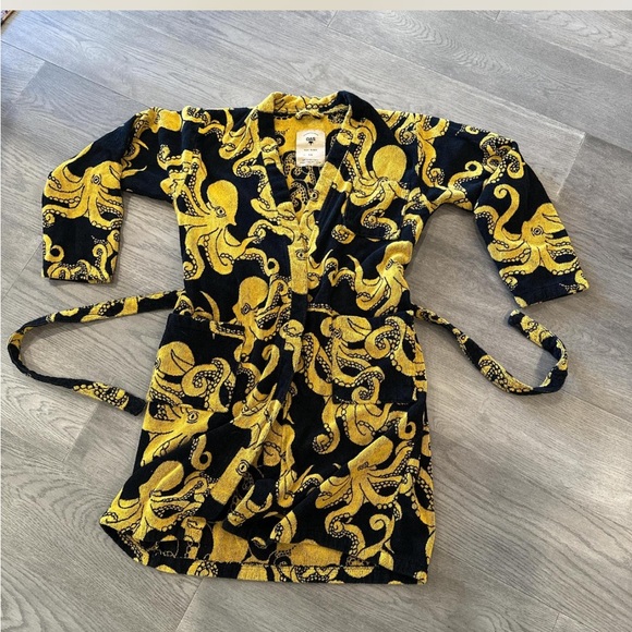 OAS Black Octo Robe like new S/M Unisex - Picture 1 of 4